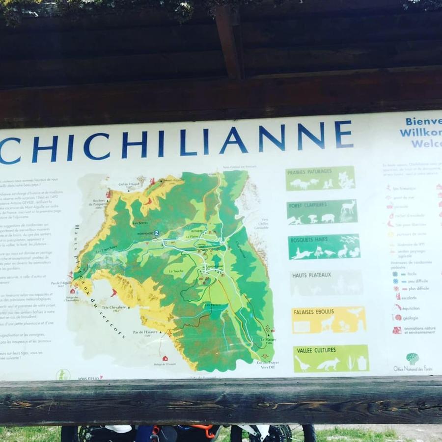 Chichilianne Le Gite Des Vagabonds מראה חיצוני תמונה